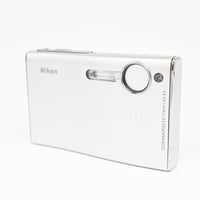 【難有品】Nikon デジタルカメラ COOLPIX S5 シルバー COOLPIXS5S
