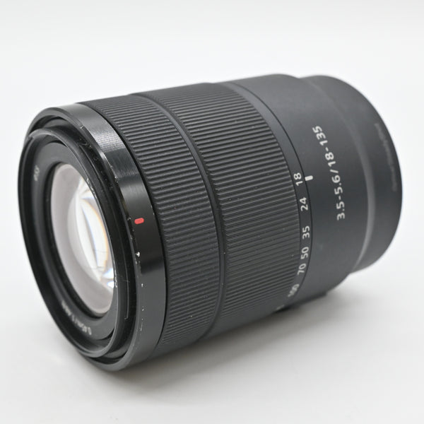 【良品】Sony SEL18135、E 18-135mm F3.5-5.6 OSS Eマウントレンズ。
