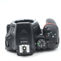 【美品】Nikon デジタル一眼レフカメラ D5600 ボディー ブラック D5600BK