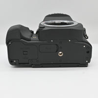 【美品】PENTAX デジタル一眼レフカメラ KP ボディ ブラック 防塵 防滴 -10℃耐寒 アウトドア 5軸5段手ぶれ補正 KP BODY BLACK 16020