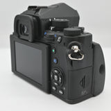 【美品】PENTAX デジタル一眼レフカメラ KP ボディ ブラック 防塵 防滴 -10℃耐寒 アウトドア 5軸5段手ぶれ補正 KP BODY BLACK 16020