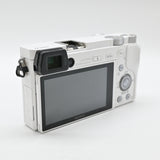 【美品】SONY ミラーレス一眼 α6000 パワーズームレンズキット E PZ 16-50mm F3.5-5.6 OSS ホワイト ILCE-6000L W